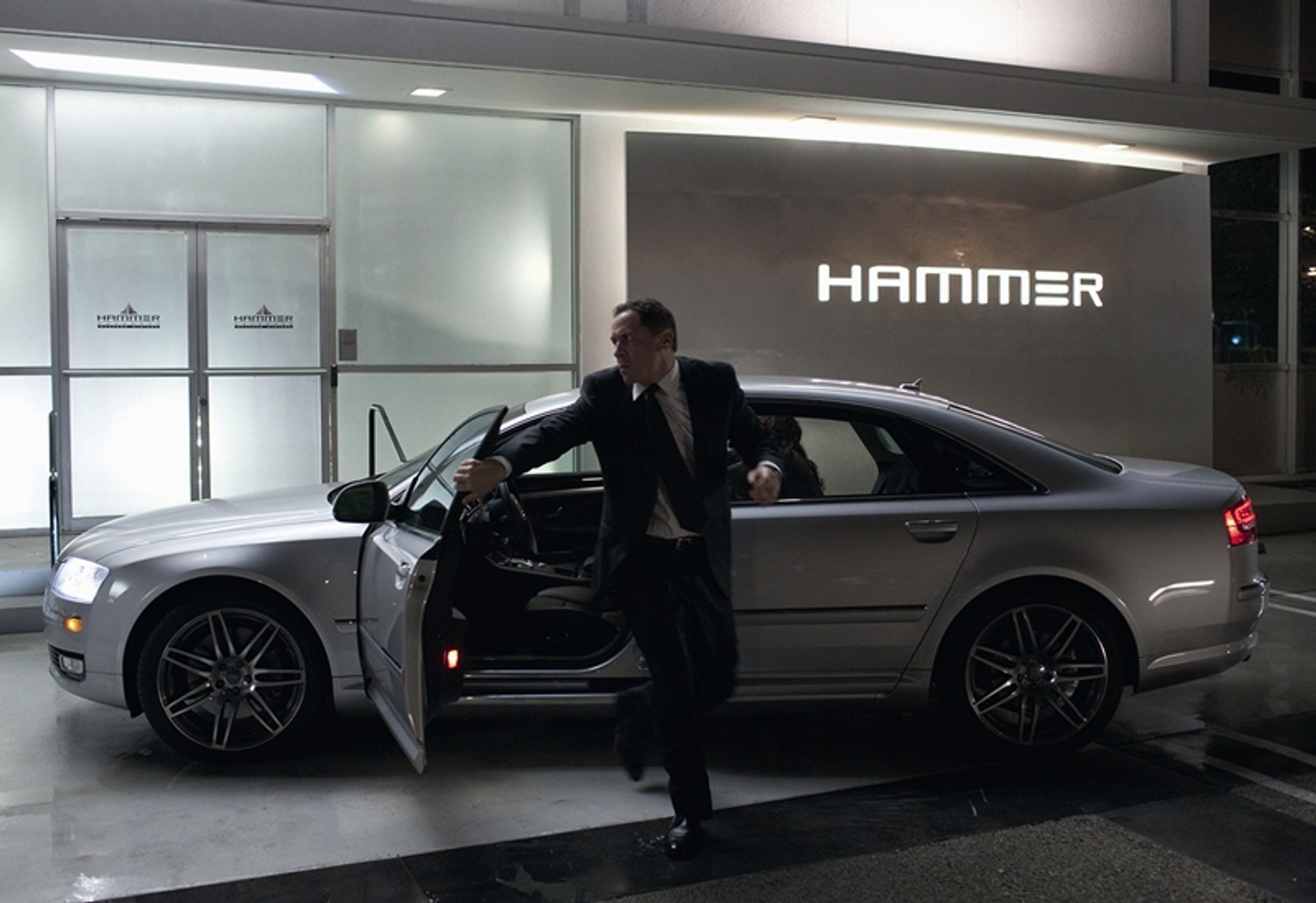 Iron Man 2 jeździ Audi, więc jeśli chcesz być żelaznym facetem, już wiesz, co kupić