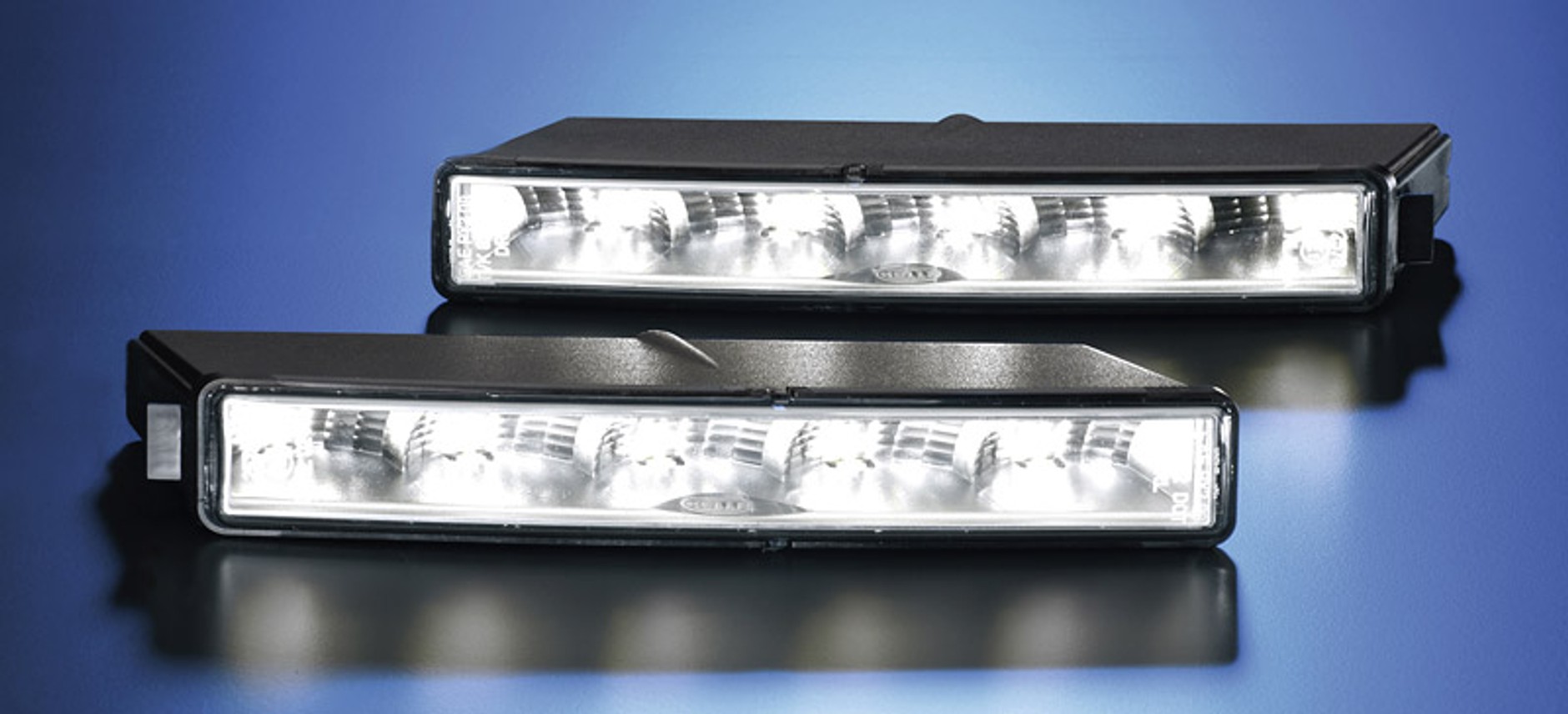 Hella: uniwersalne światła LED do jazdy dziennej