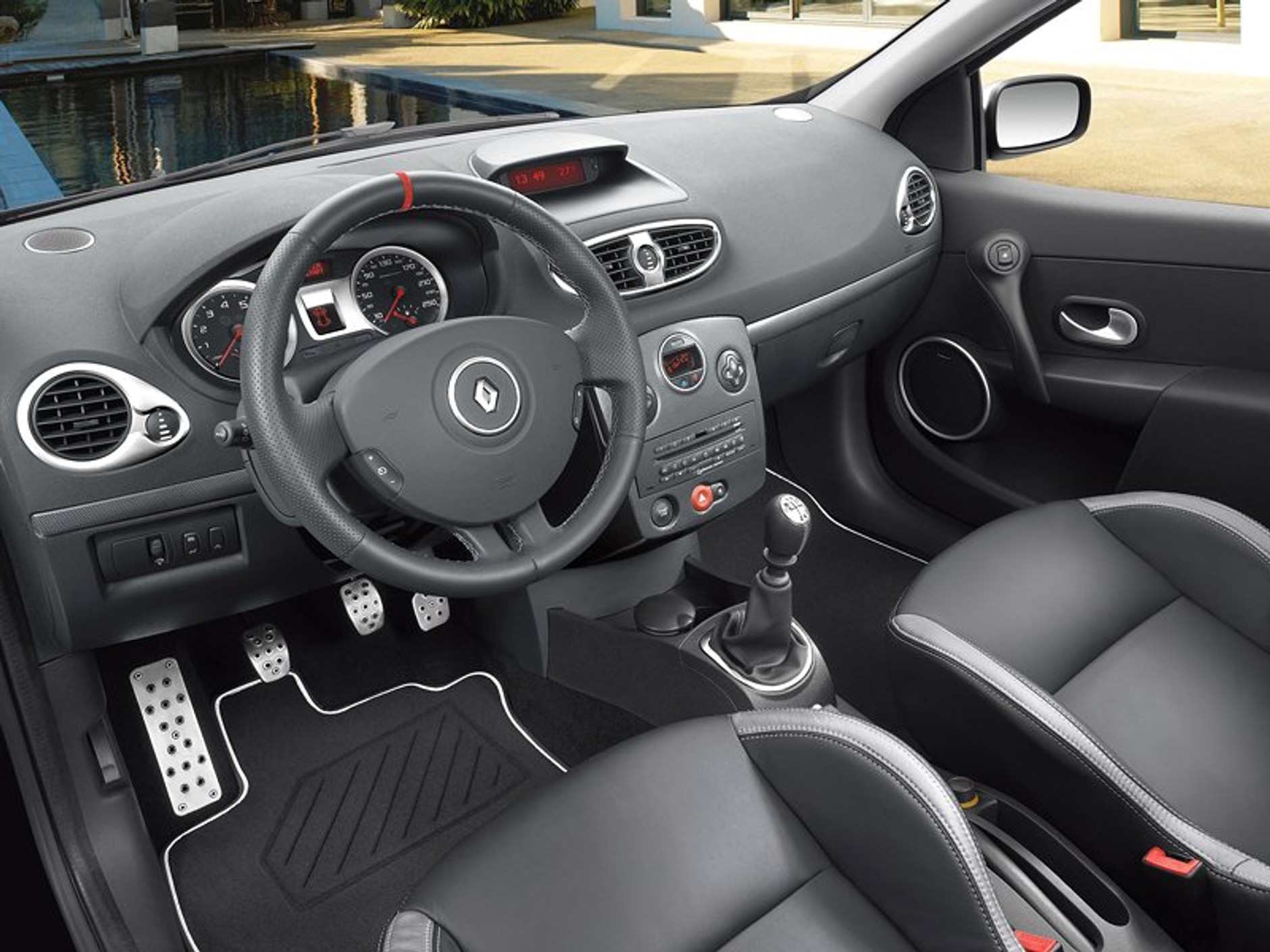 Clio Renault Sport Luxe: luksusowa strzała