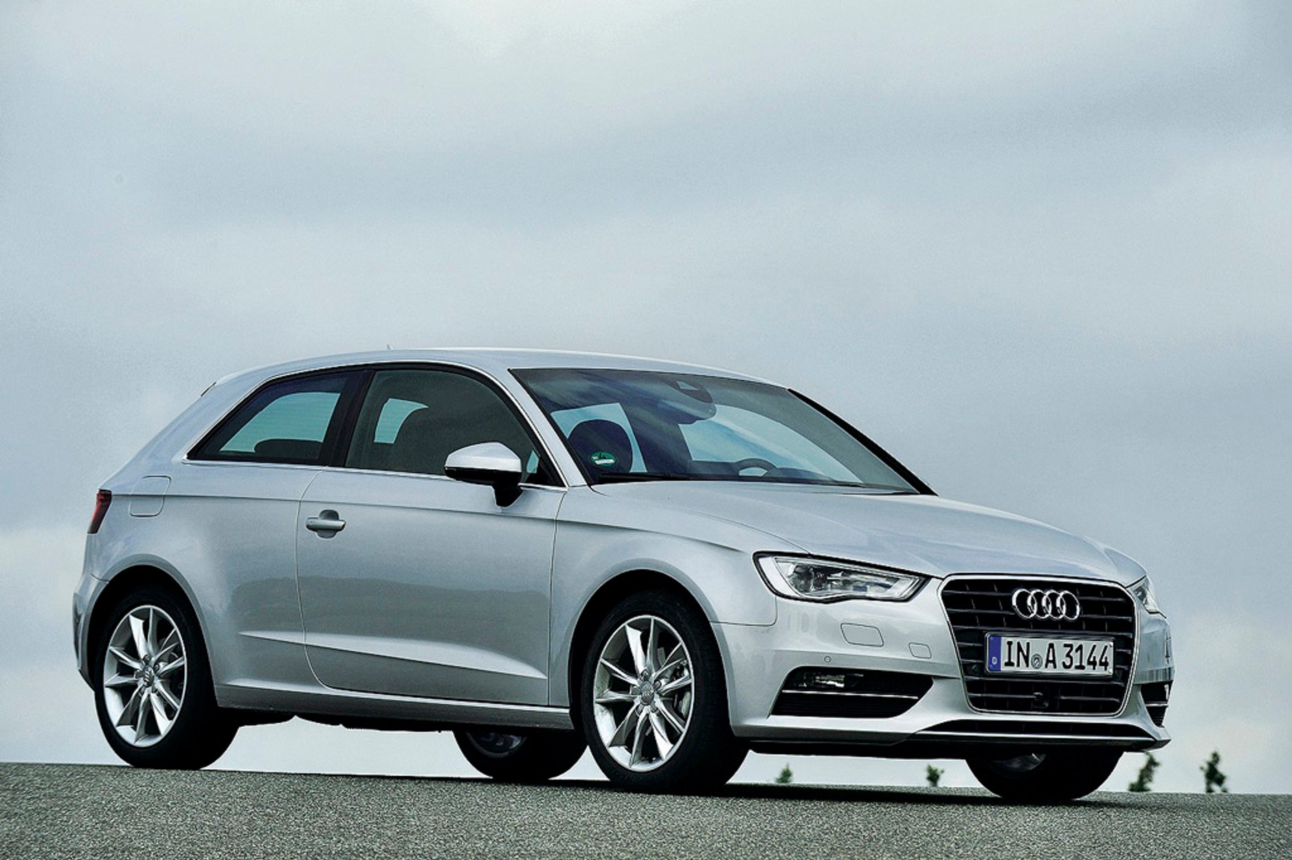 Audi A3 kontra BMW serii 1 i Mercedes klasy A: porównanie kompaktów klasy premium