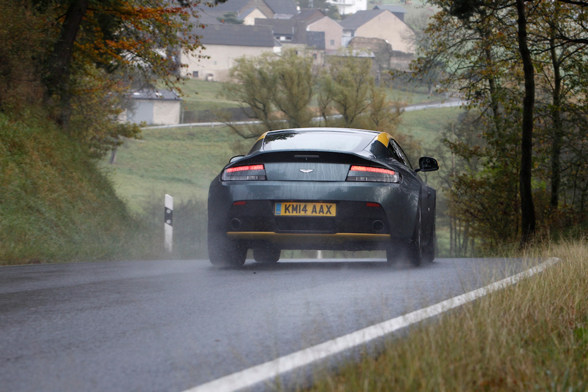 Aston Martin Vantage N430