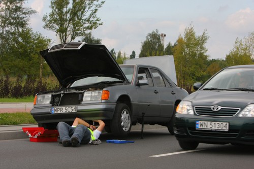 Jak postępować w przypadku awarii na drodze