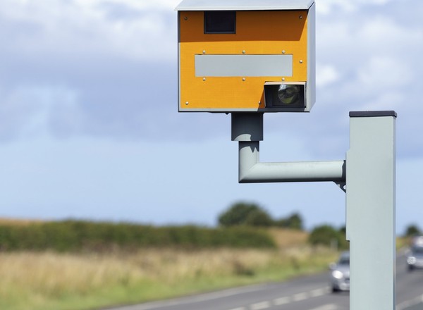 Fotoradary nie będą błyskać częściej, ale posypią się mandaty