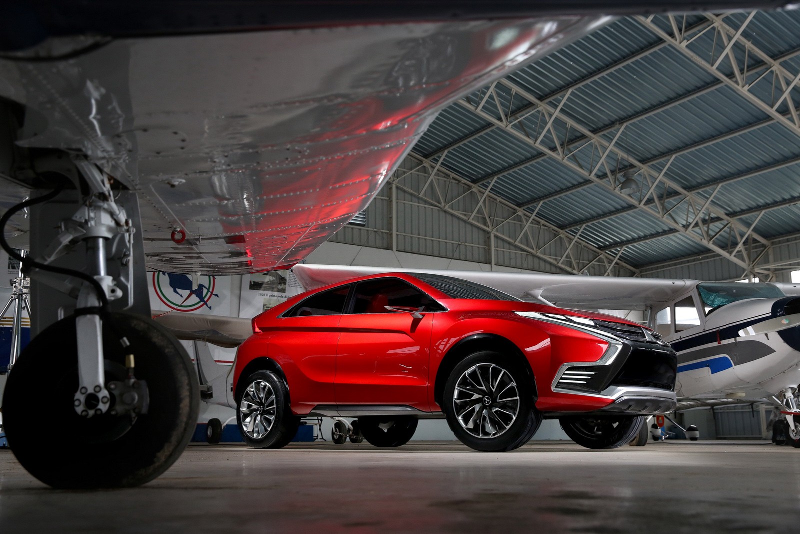 Mitsubishi XR-PHEV II