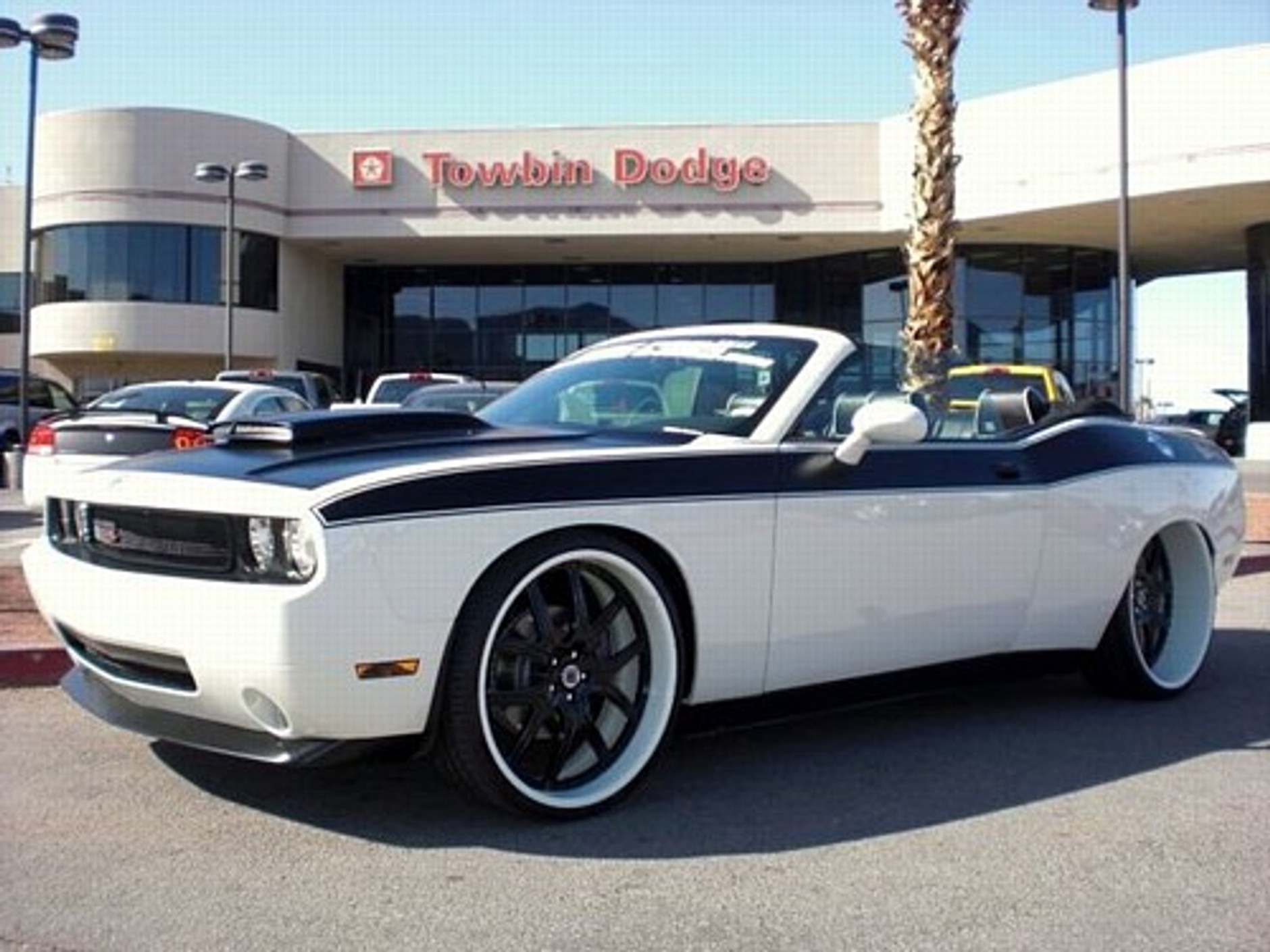 Dodge Challenger R/T:  Po prostu Odpicowany