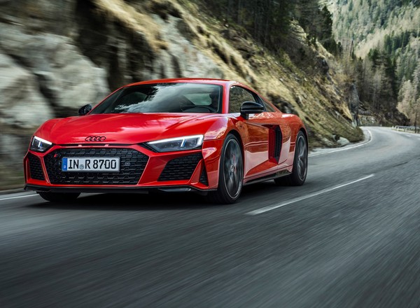 Nowe Audi R8 V10 Performance RWD – mocy przybywaj