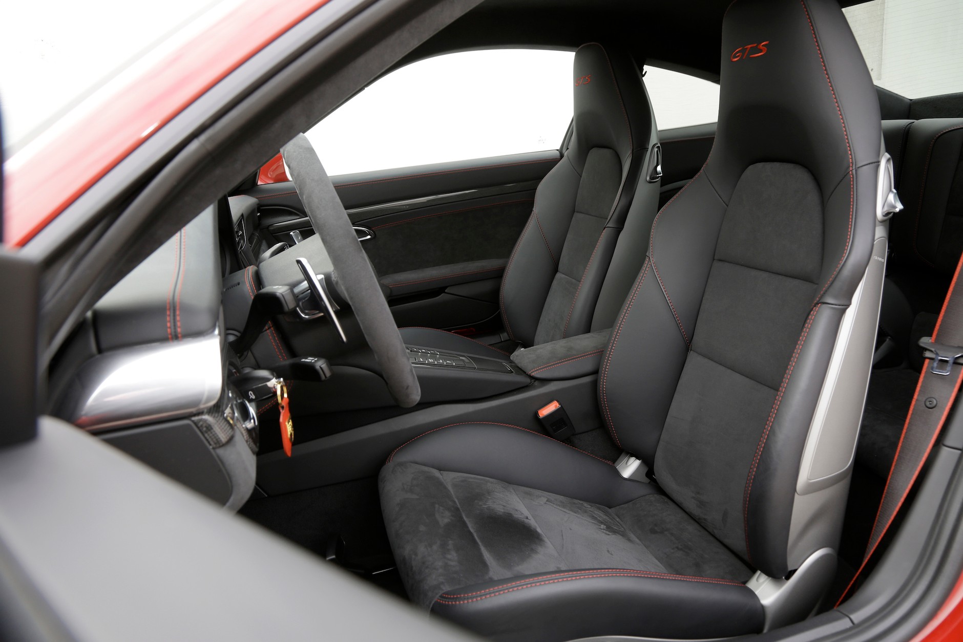 Porsche 911 Carrera GTS