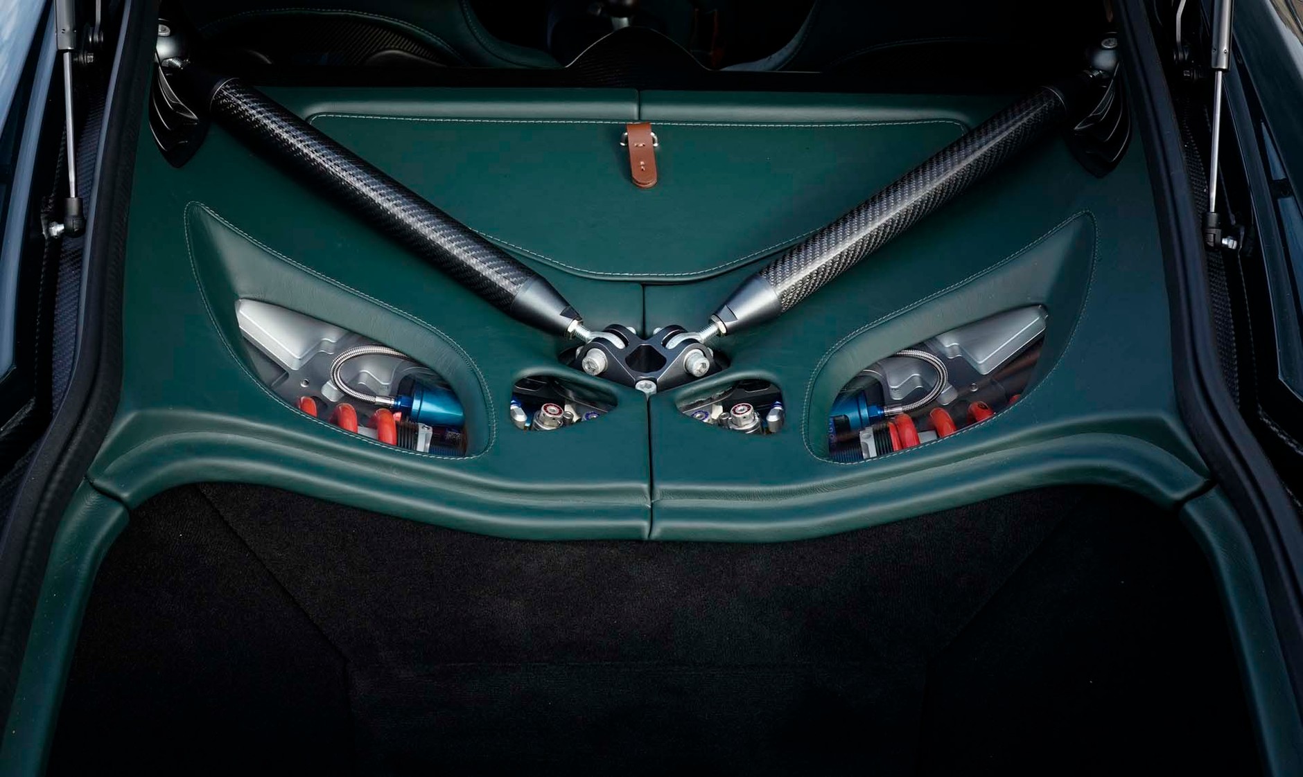 Aston Martin Victor