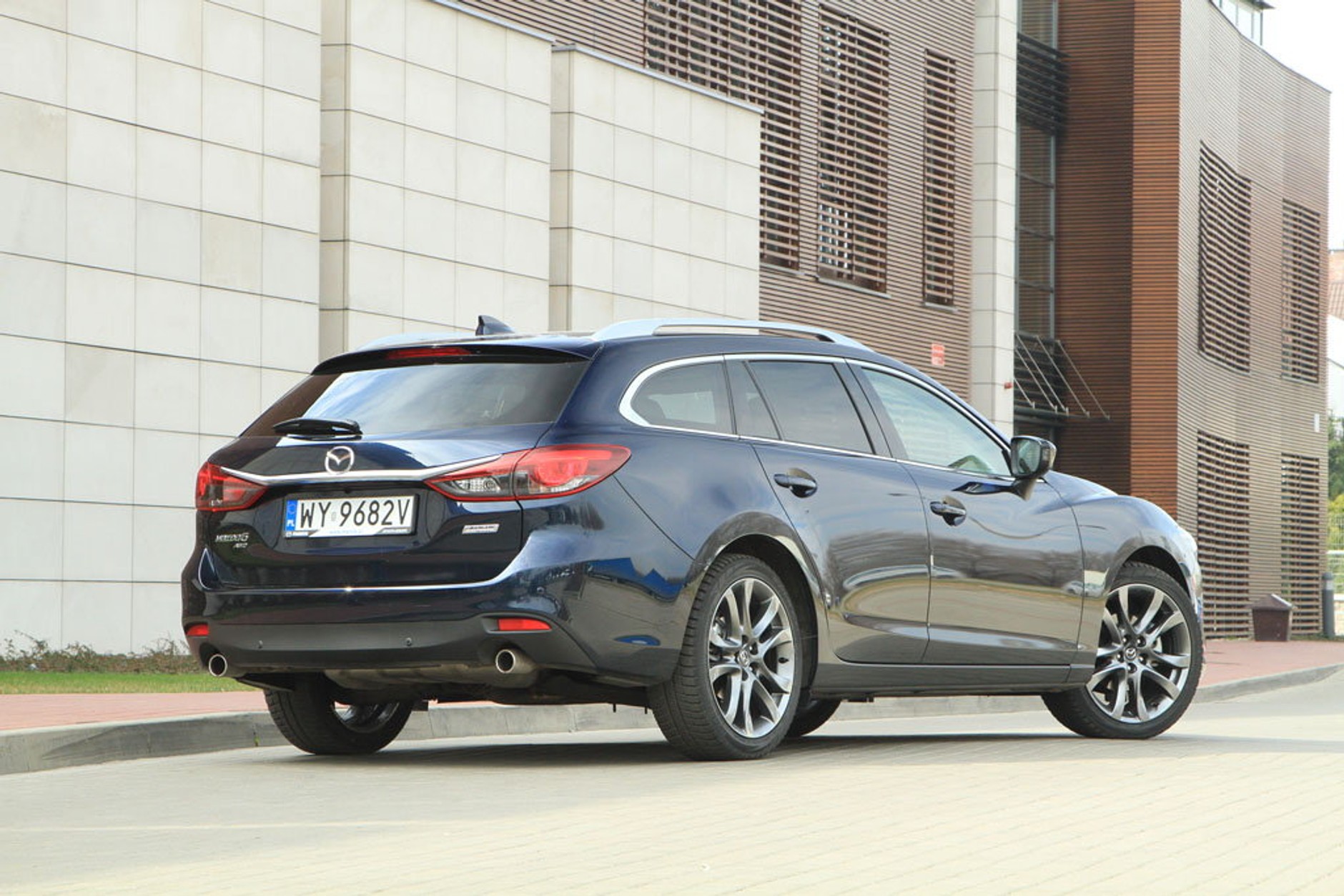 Test Mazdy 6 2.2 Skysctiv-D 4x4 - Na każdą drogę i pogodę