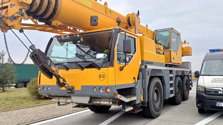 Jazda nienormatywnym dźwigiem bez zezwolenia