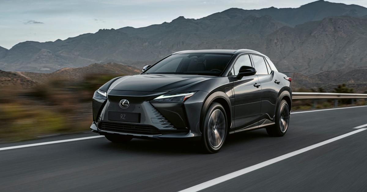 Lexus RZ 450e