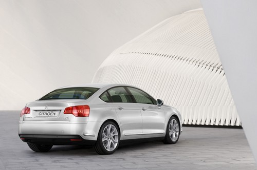 Citroen C5 - Sedan w stylu coupé, czyli całkowita zmiana