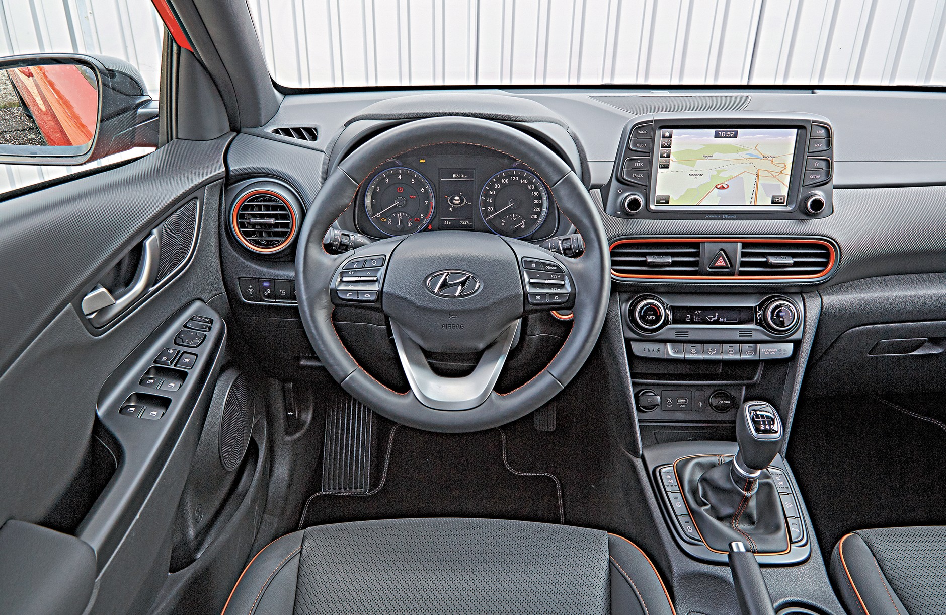 Cztery małe crossovery: Hyundai Kona