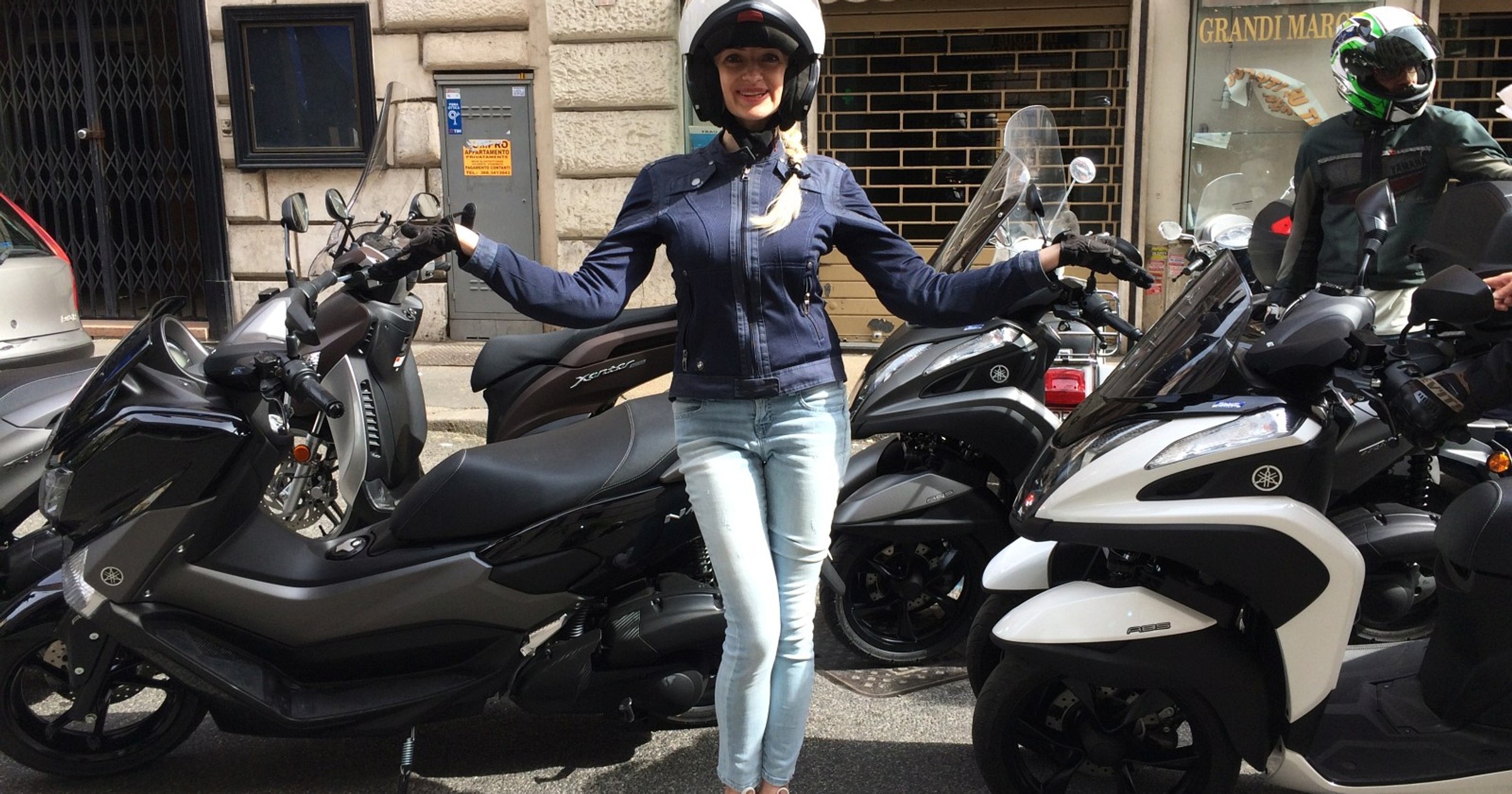 Anna Jackowska i skutery Yamaha