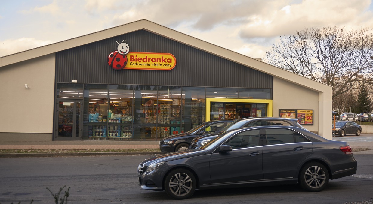 Biedronka testuje nowy system. Zamiast biletów będą kamery