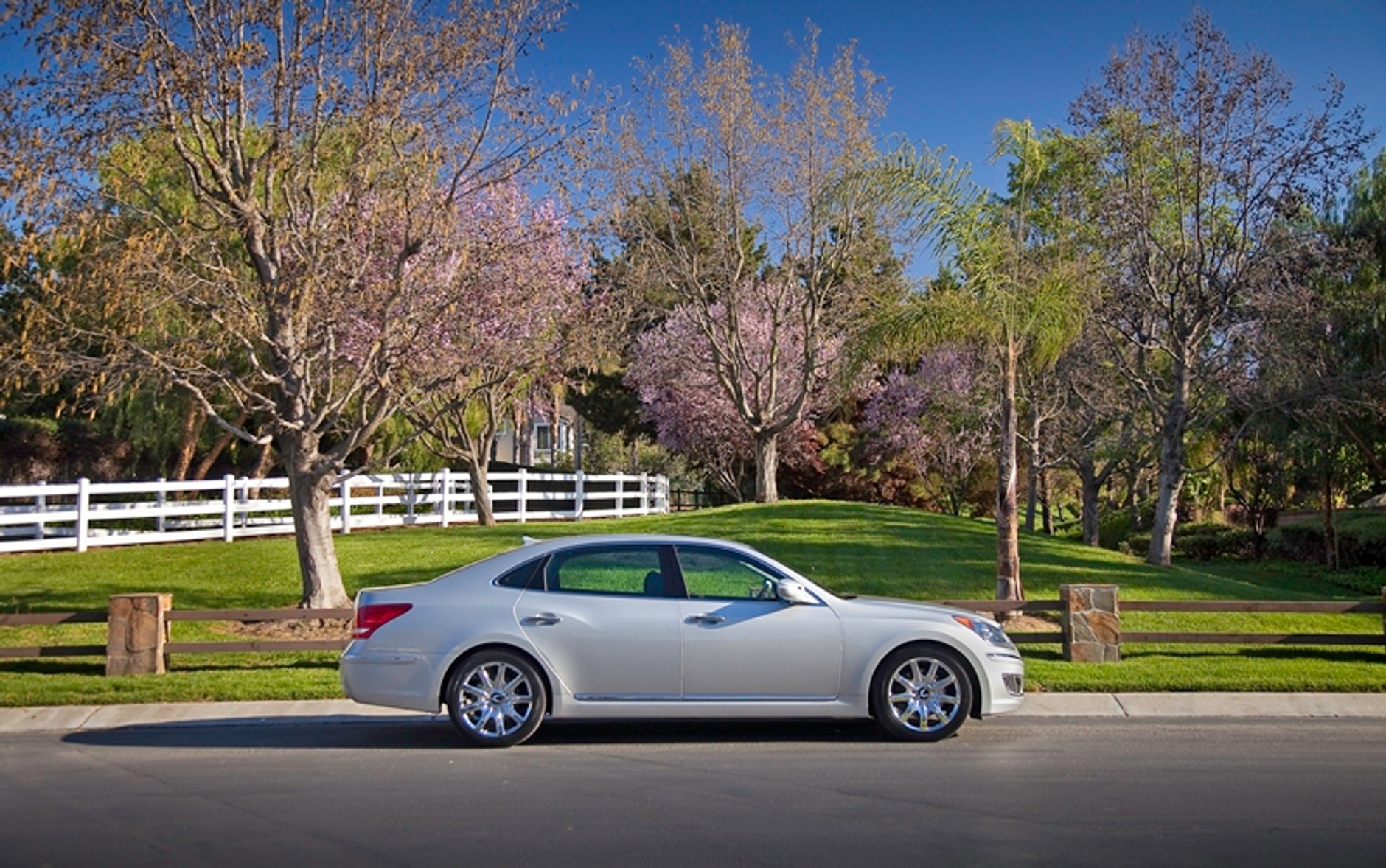 Hyundai Equus – jego cena jest tak malutka, że aż jej nie widać