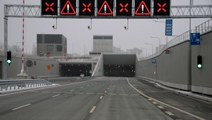 Ponad milion aut w miesiąc w nowym tunelu S2 POW w Warszawie