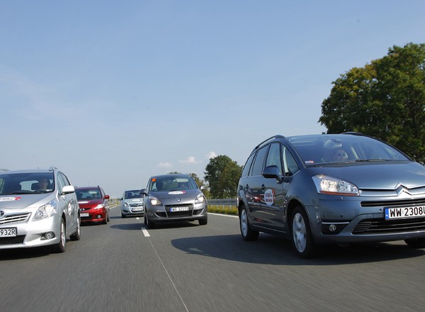 5 minivanów w teście czytelników - Który okaże się najlepszy dla rodziny Toyota Verso, Mazda 5, Opel Zafira, Renault Scenic czy Citroen C4 Picasso?