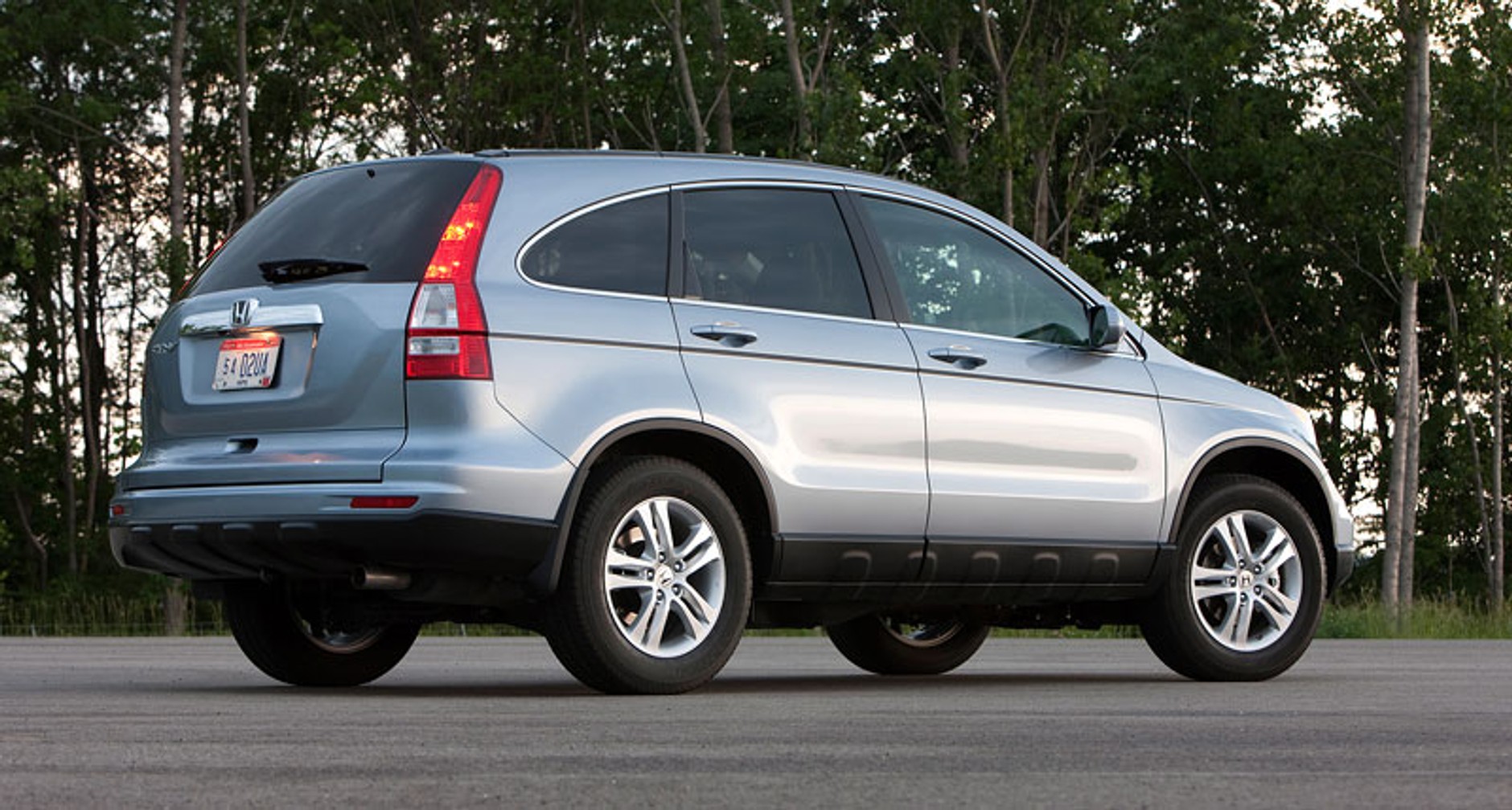 Honda CR-V: Modernizace vzhledu a nový motor 2.2 i-DTEC se samočinnou převodovkou