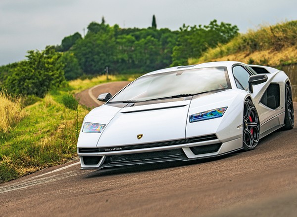 Lamborghini Countach – rzadkie, drogie, emocjonujące. Jeździliśmy, jako jedni z nielicznych