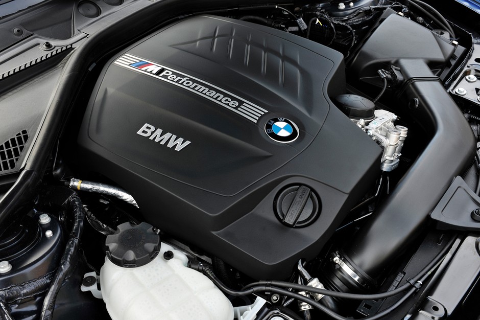 BMW serii 1: wersja trzydrzwiowa i sportowe M135i