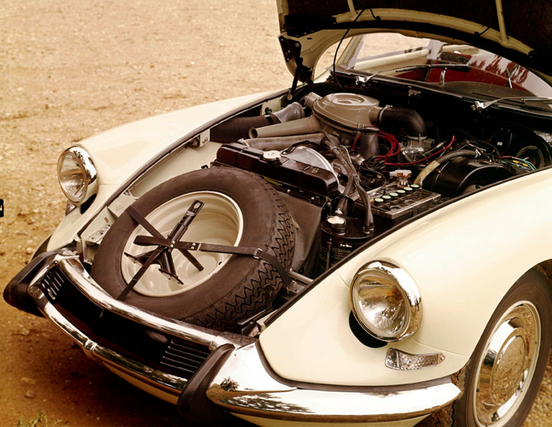 50 kultowych aut w Paradzie Zabytkowych Citroënów w Warszawie (3.10)