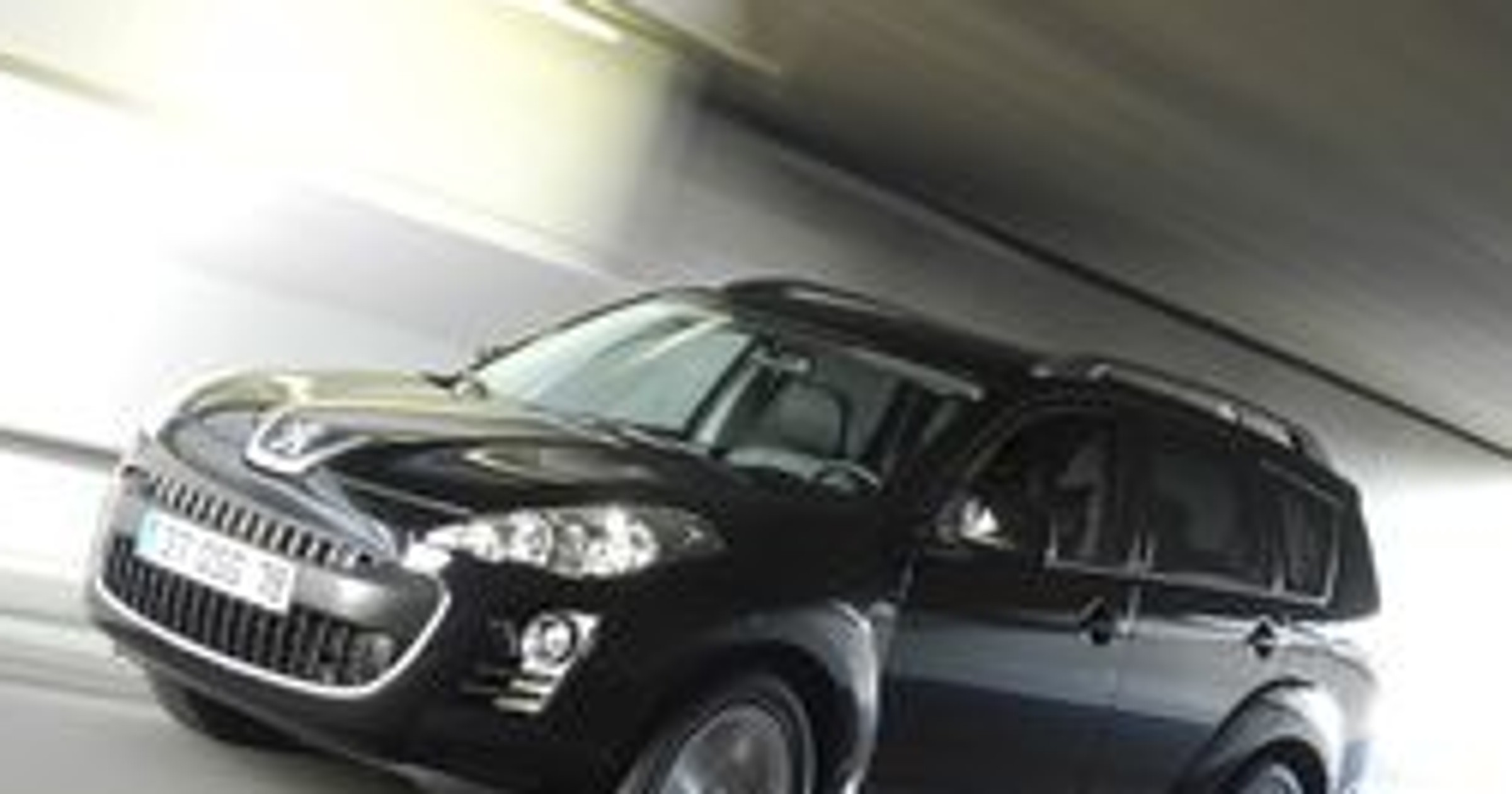 Peugeot: Concept-car 4007 Holland&Holland w Genewie