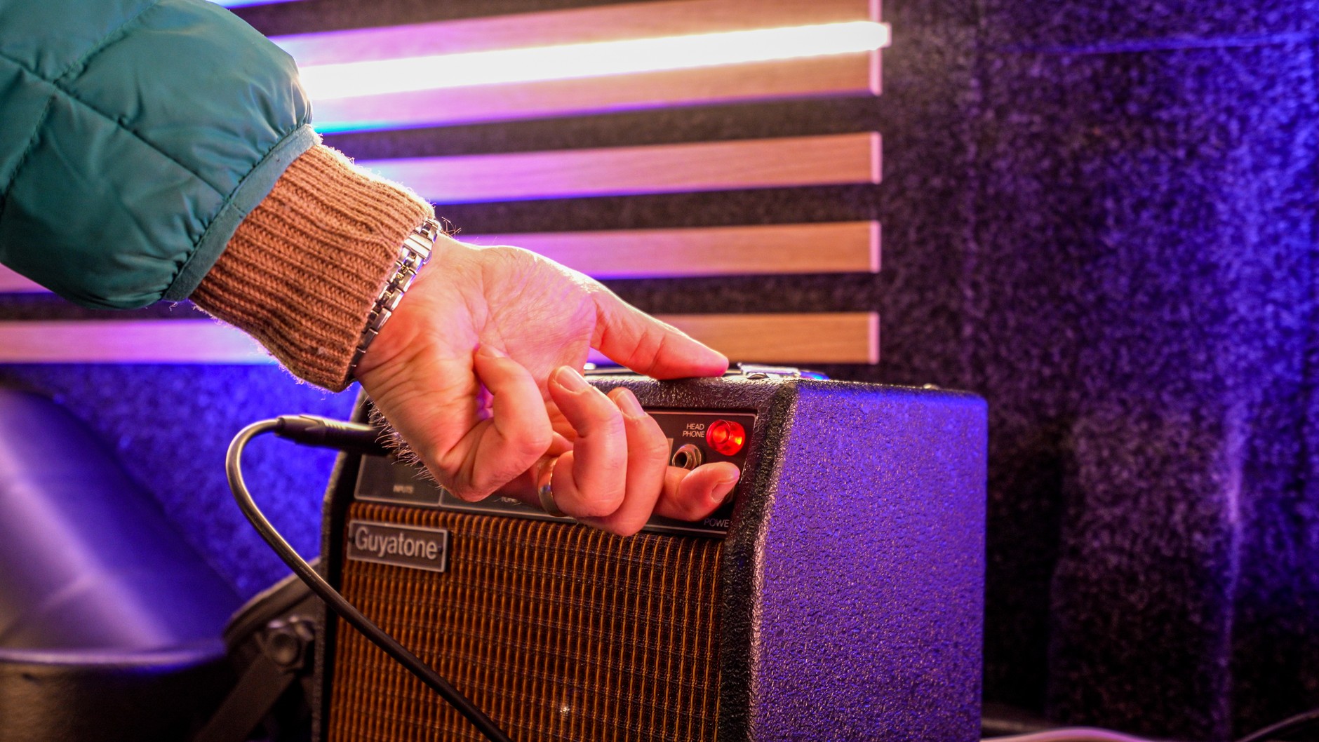 Pierwsza piosenka transmitowana z kosmosu zasilana przez Forda E-Transita