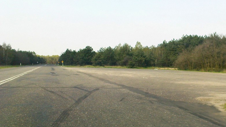 Drogowy odcinek lotniskowy Rossoszyca w woj. łódzkim