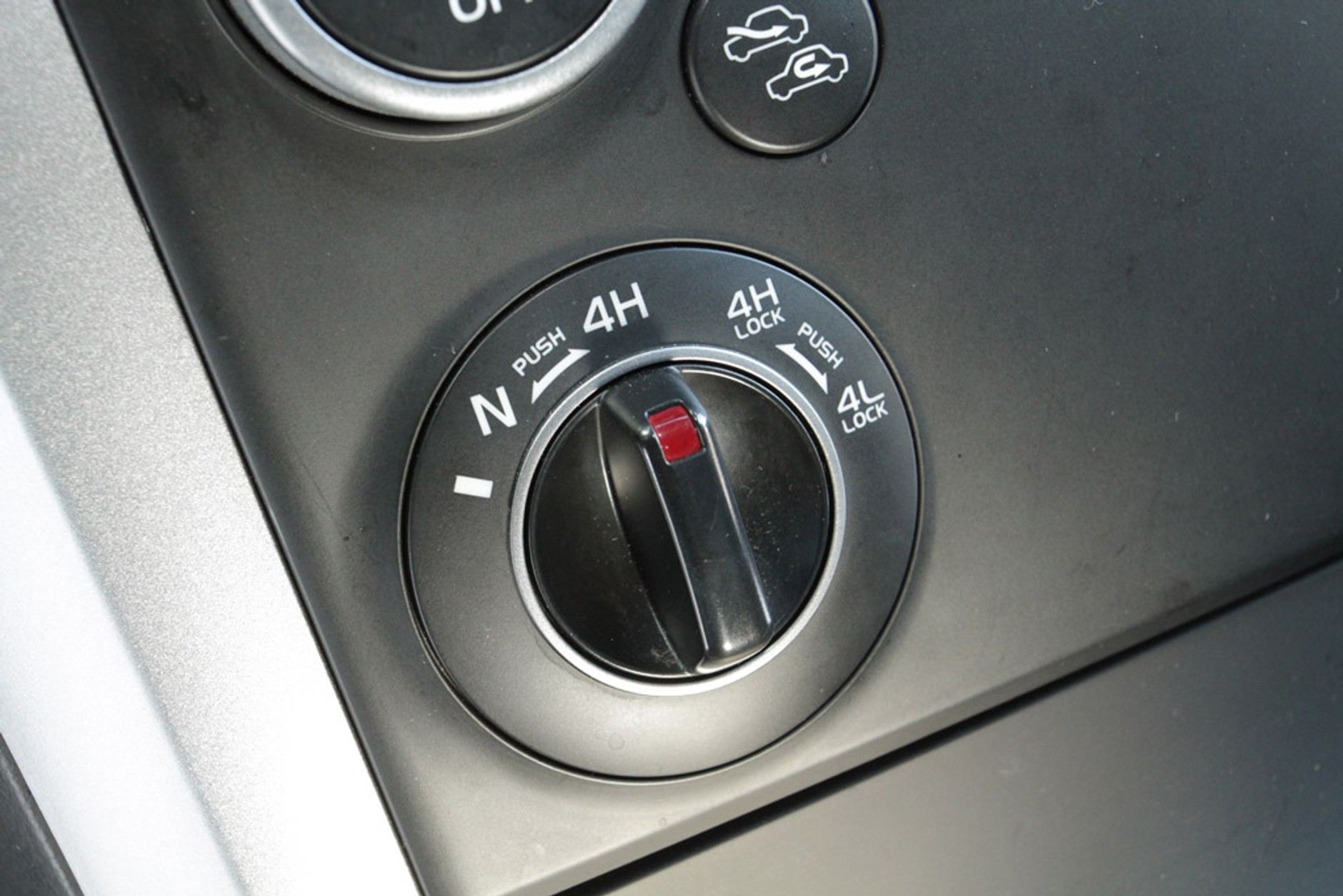 Test Suzuki Grand Vitara 2.4: SUV czy terenówka?