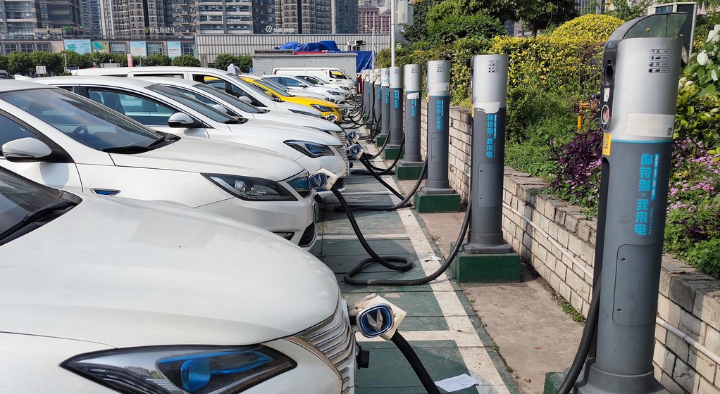 W dziedzinie elektromobilności Chiny wyprzedzają Europę.