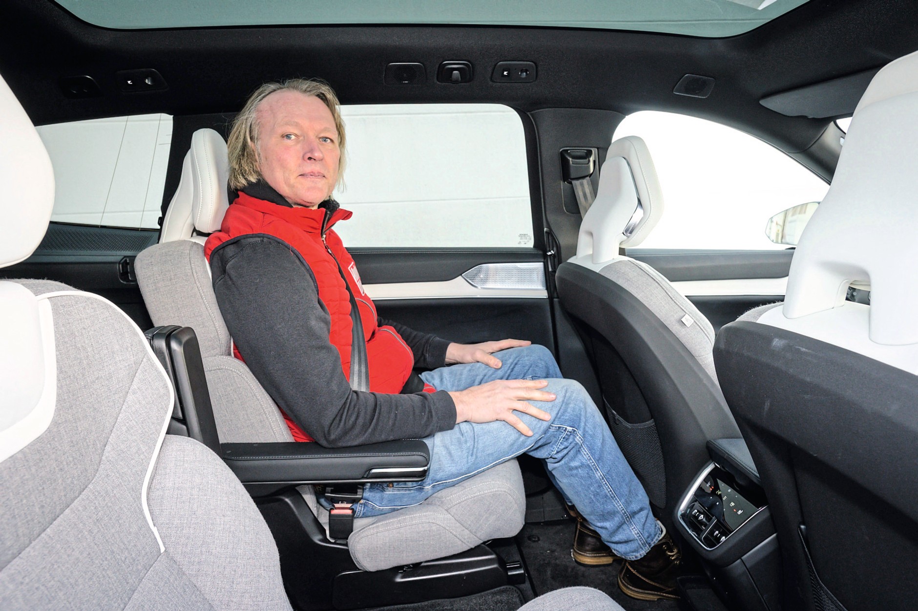 Volvo_EX90_TwinMotor_PerformanceAWD