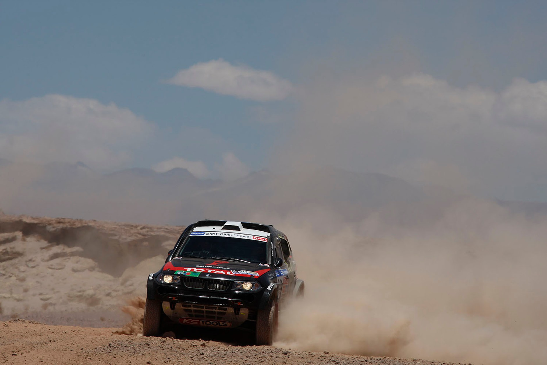 Rajd Dakar 2011: Hołowczyc utrzymał pozycję, Czachor awansuje (4.etap, wyniki, fot. Willy Weyens)