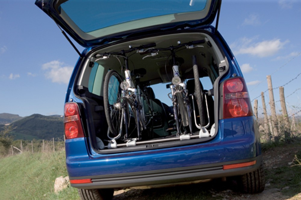 VW Touran - Nowy silnik i face lifting