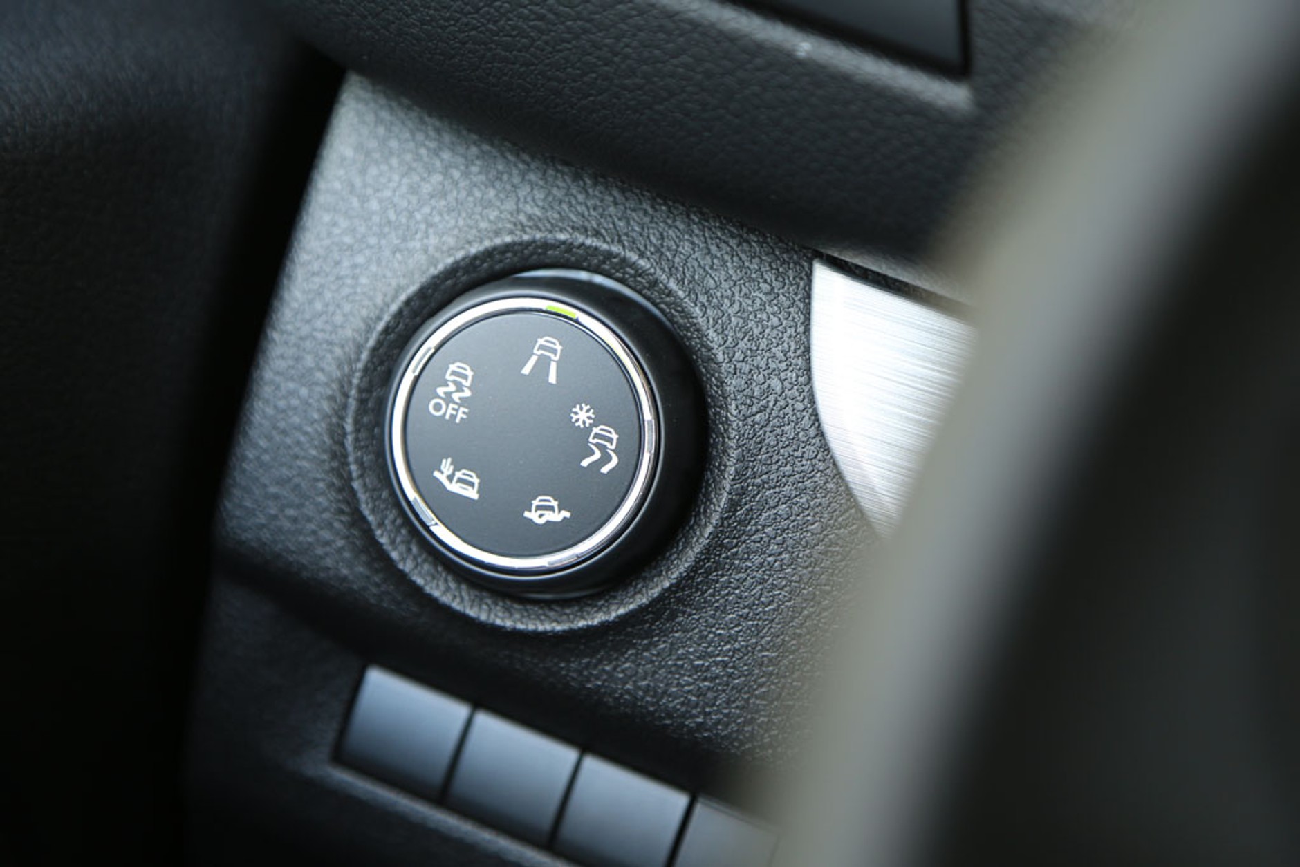 Toyota ProAce Verso Medium - pogromca Volkswagena T6?