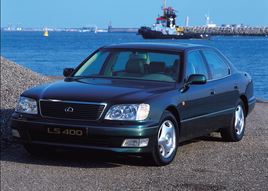 Lexus LS 400