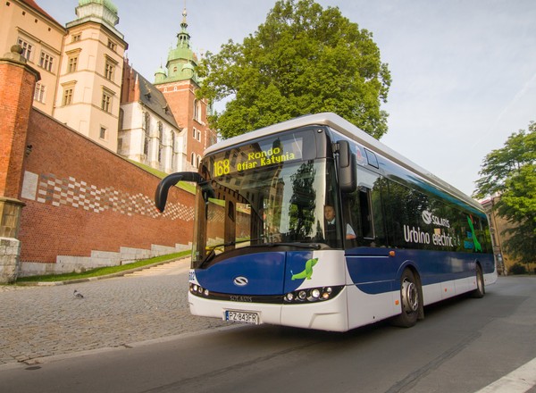 Elektryczny Solaris Urbino autobusem roku 2017