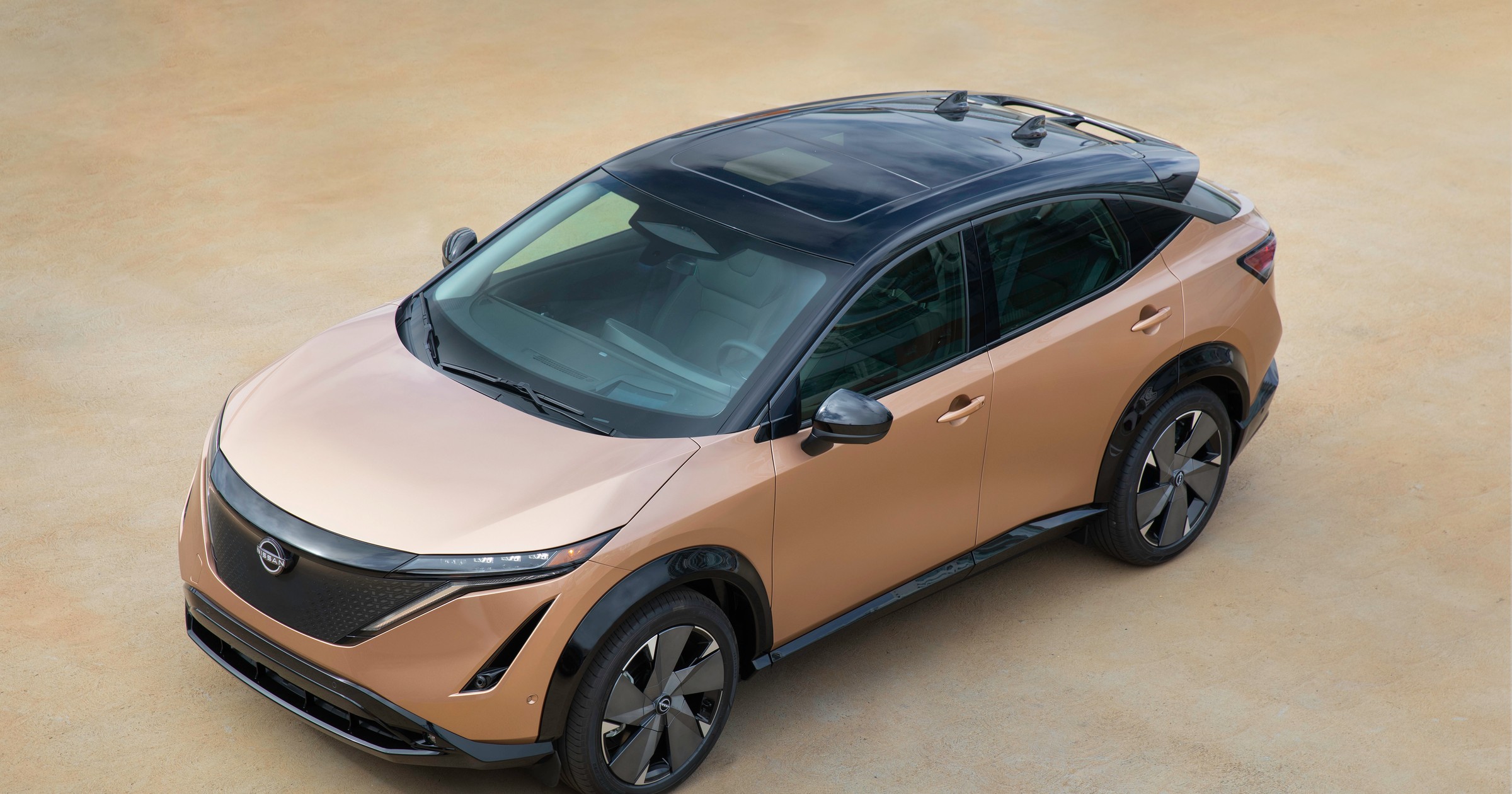 Elektryczny crossover Nissan Ariya ma zadebiutować latem 2022 r., ale Japończycy już teraz zapowiadają wprowadzenie elektrycznego Nissan Micra