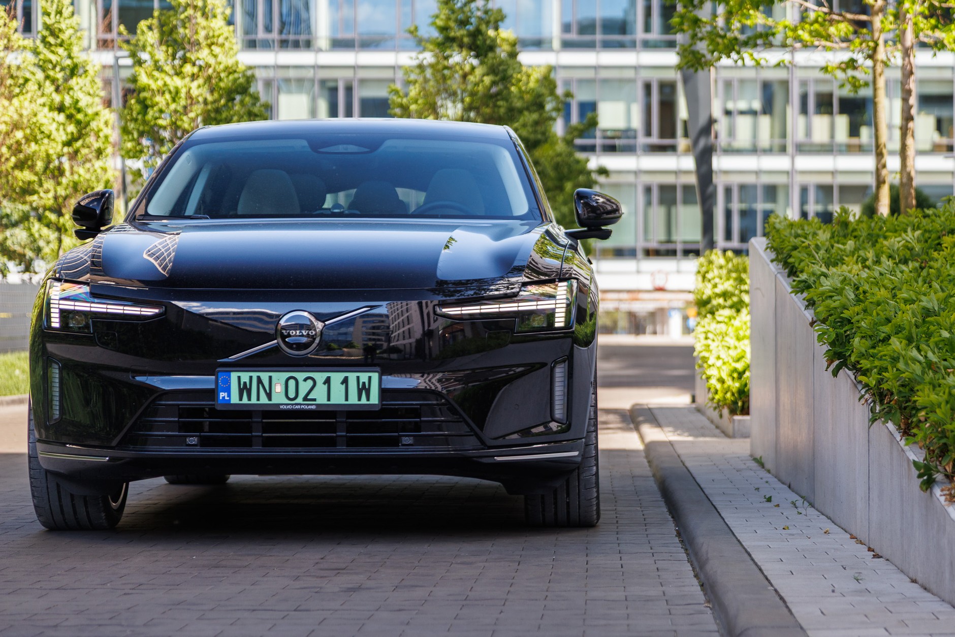 Volvo ES90