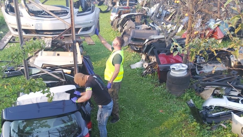Policja odzyskała kradzione części