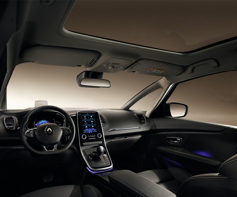 Nowy Renault Grand Scénic - kompaktowy van w większym wydaniu