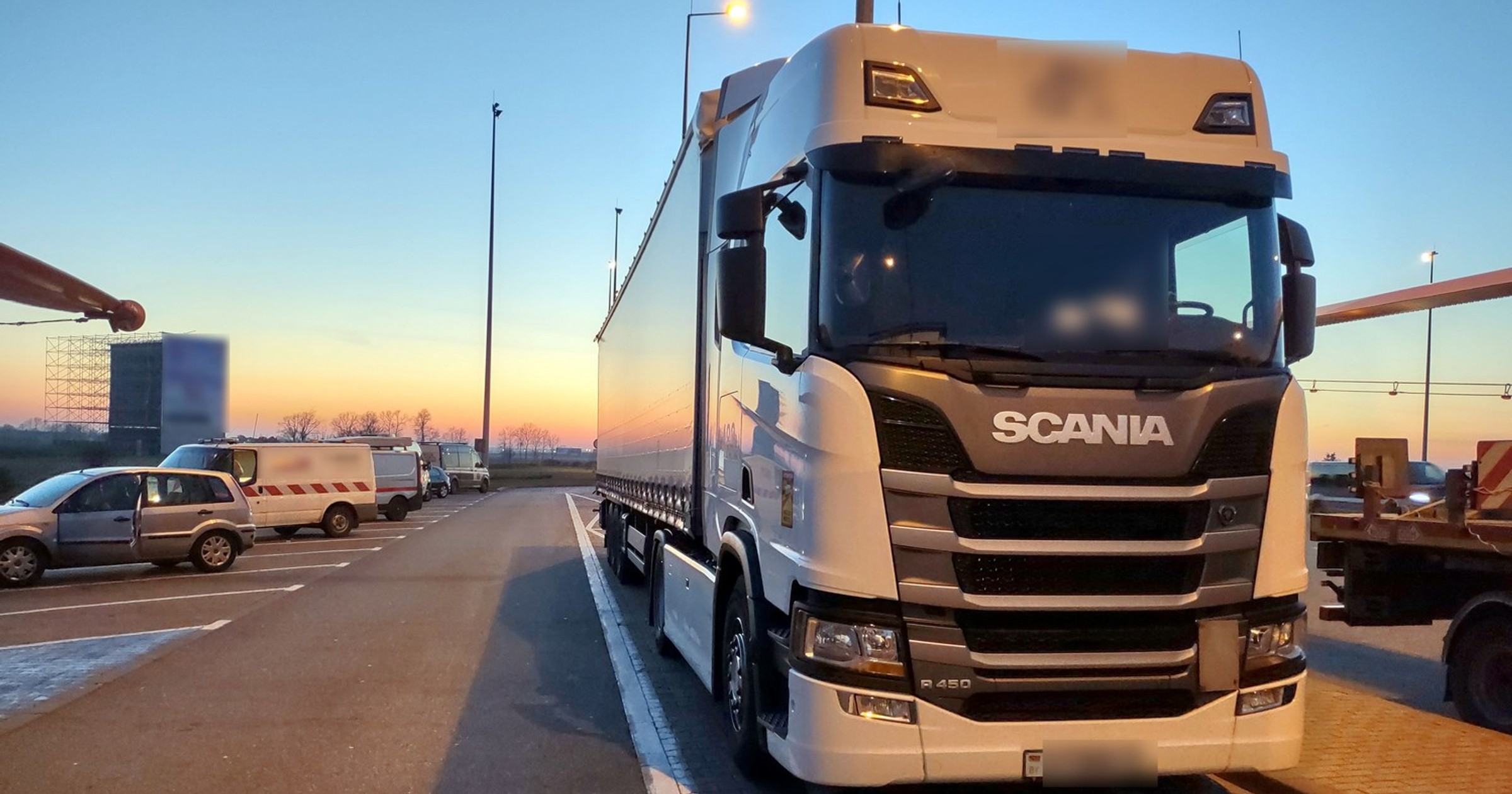 Przewoźnicy z Białorusi i Rosji próbują transportu bez zezwoleń wymaganych w Polsce