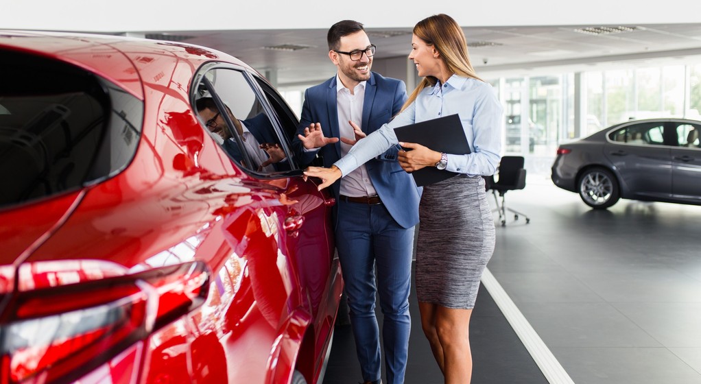 Kupowanie nowego auta