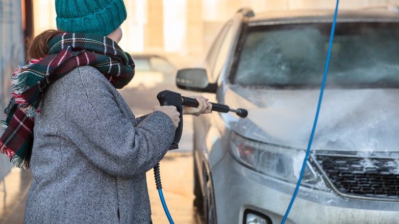 Mycie samochodu zimą