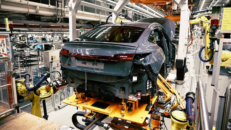 Produkcja Audi Q8 e-tron w niedziałającej już fabryce pod Brukselą