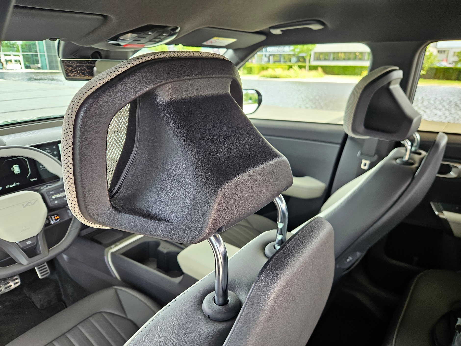 Kia Seltos: w tym segmencie trudno znaleźć auto z wygodniejszymi zagłówkami.