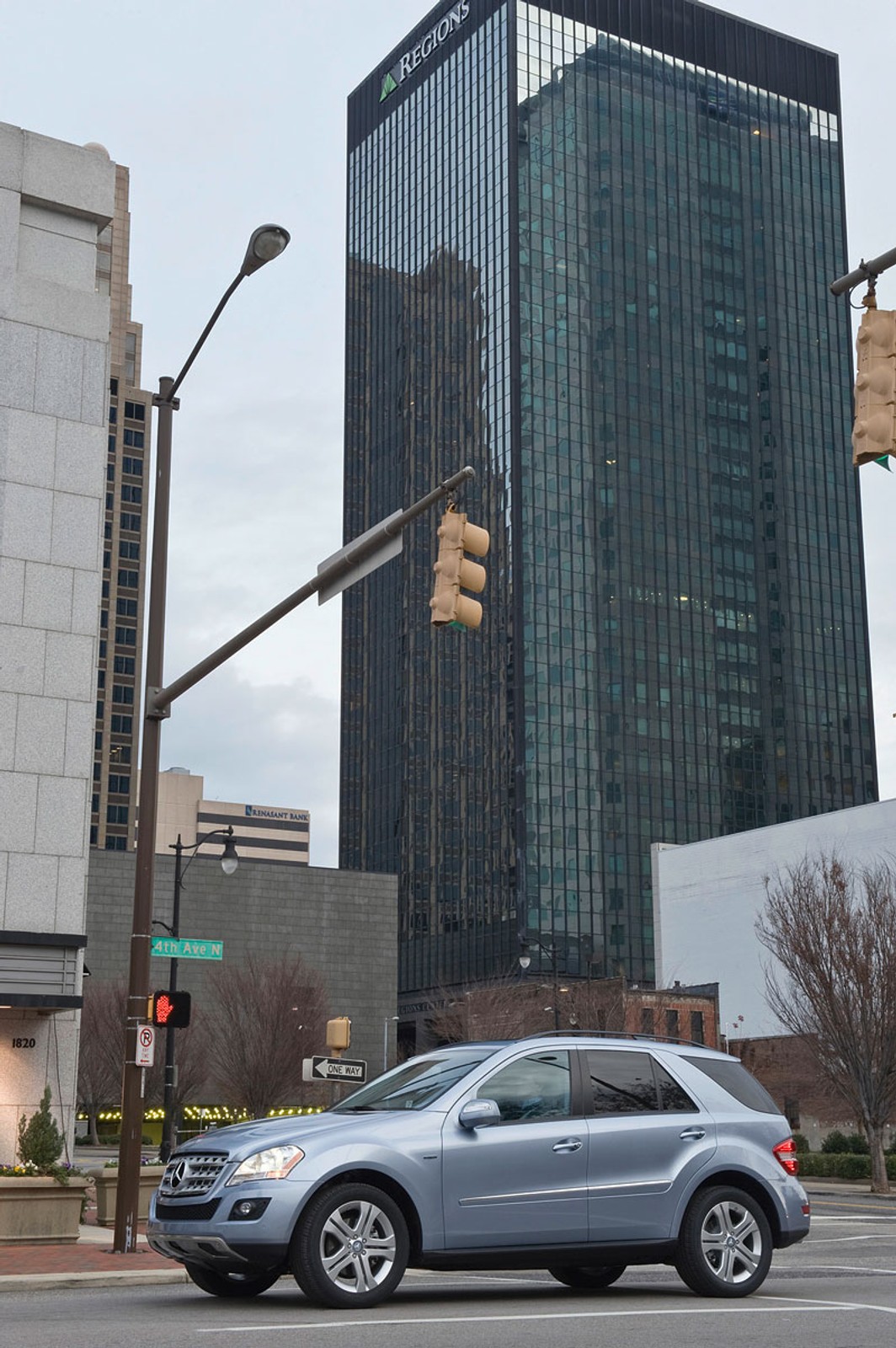 Mercedes-Benz ML 450 Hybrid nyní dostupný v USA, ale jen na leasing