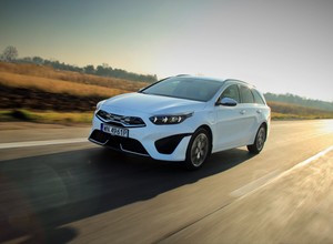 Zużywa zadziwiająco mało benzyny – Kia Ceed SW 1.6 GDI PHEV