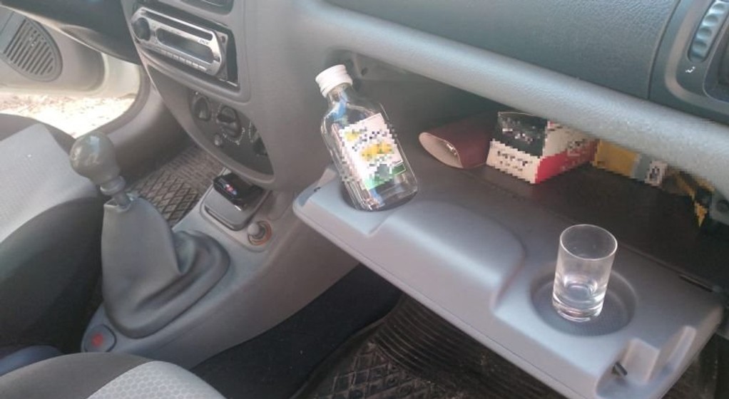 Wnętrze samochodu zatrzymanej 62-latki