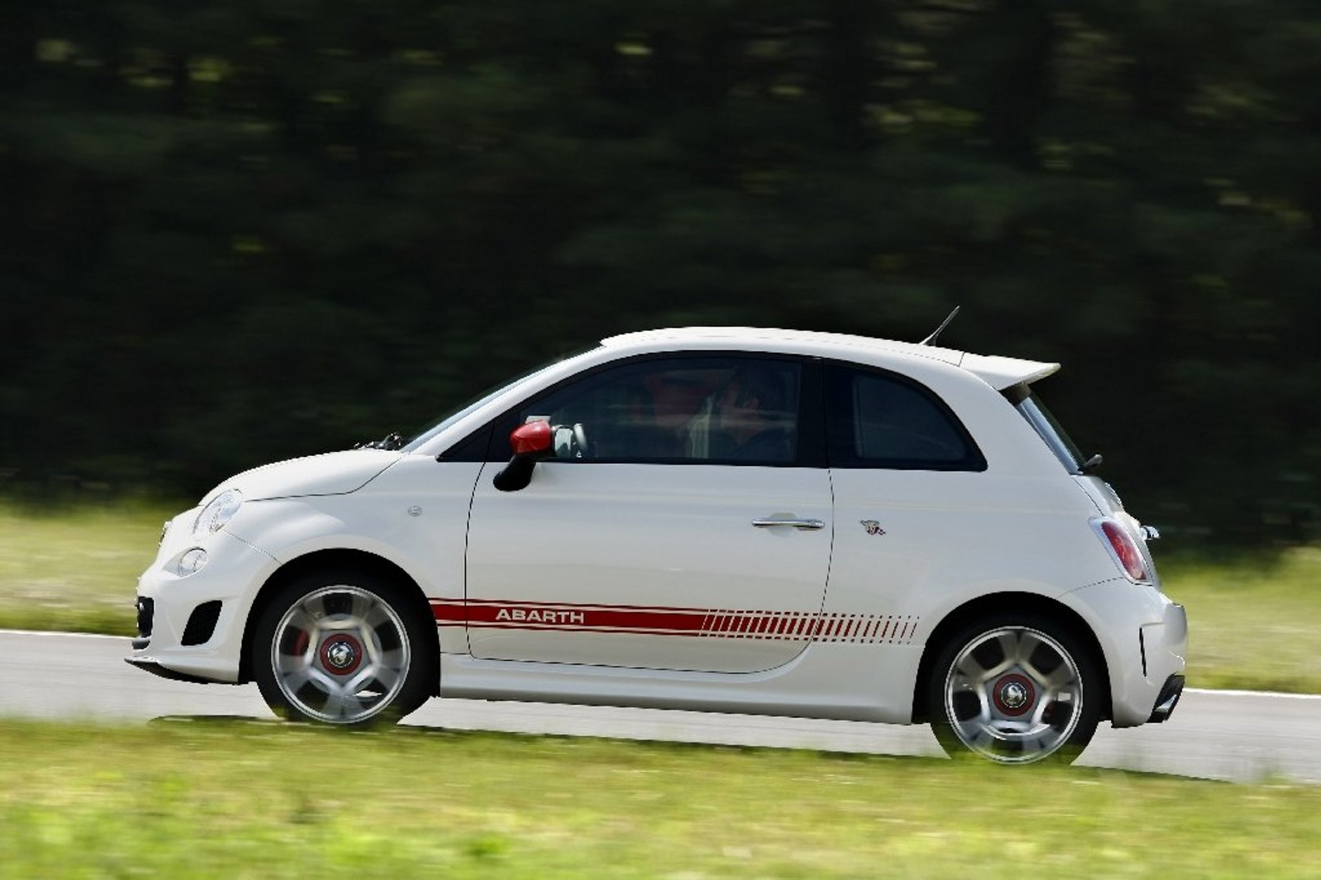 500 Abarth - Legenda wróciła na tor